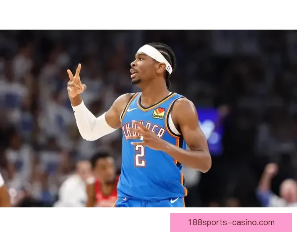 亚历山大承诺奖励球迷双鞋 杰威成夺冠关键人物